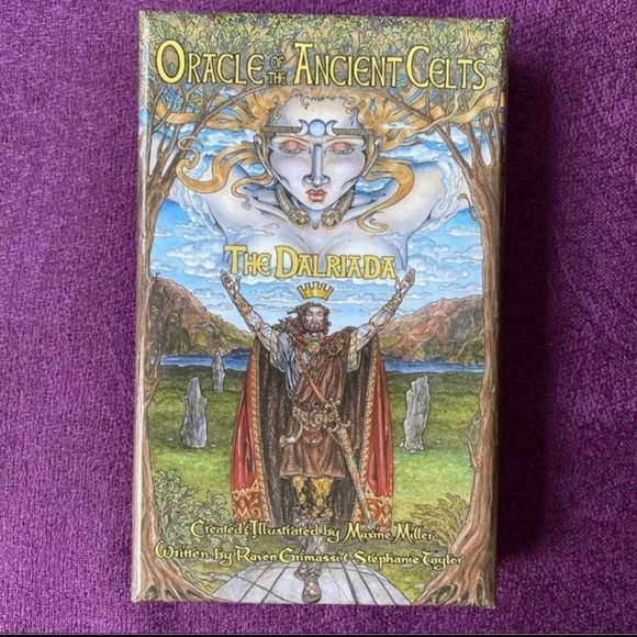 Oracle Of The Ancient Celts - Picture 1 of 6